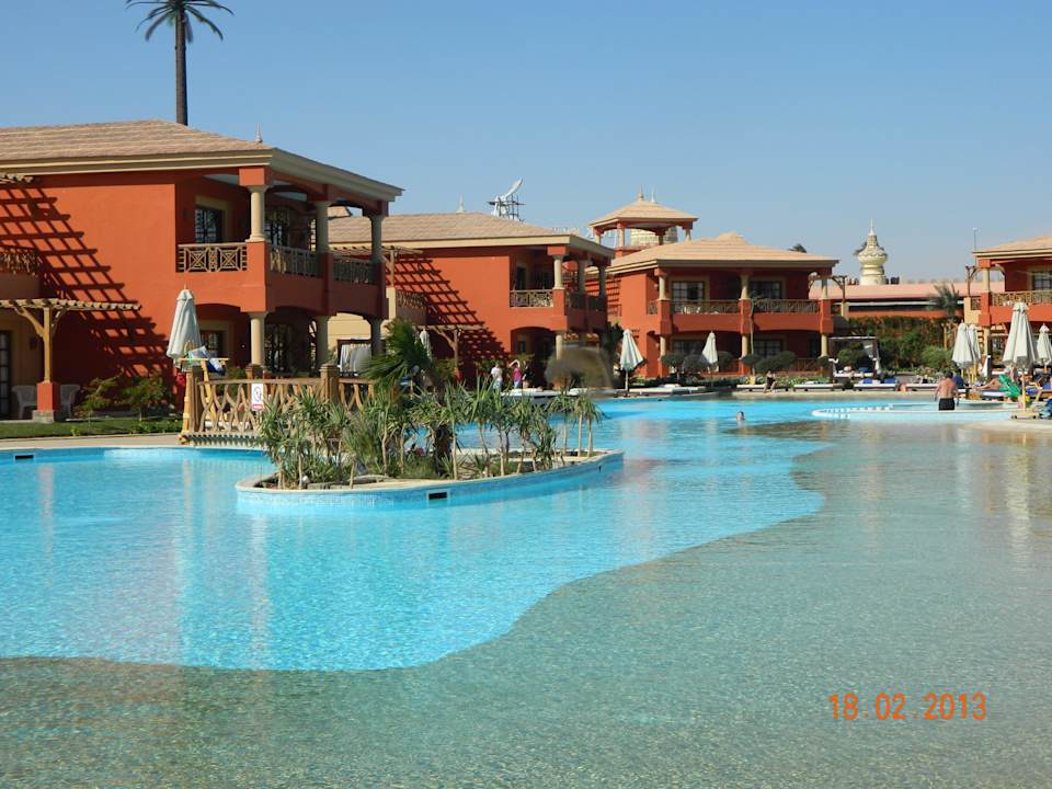 Активный бассейн Pickalbatros Alf Leila Wa Leila Resort - Neverland Hurghada