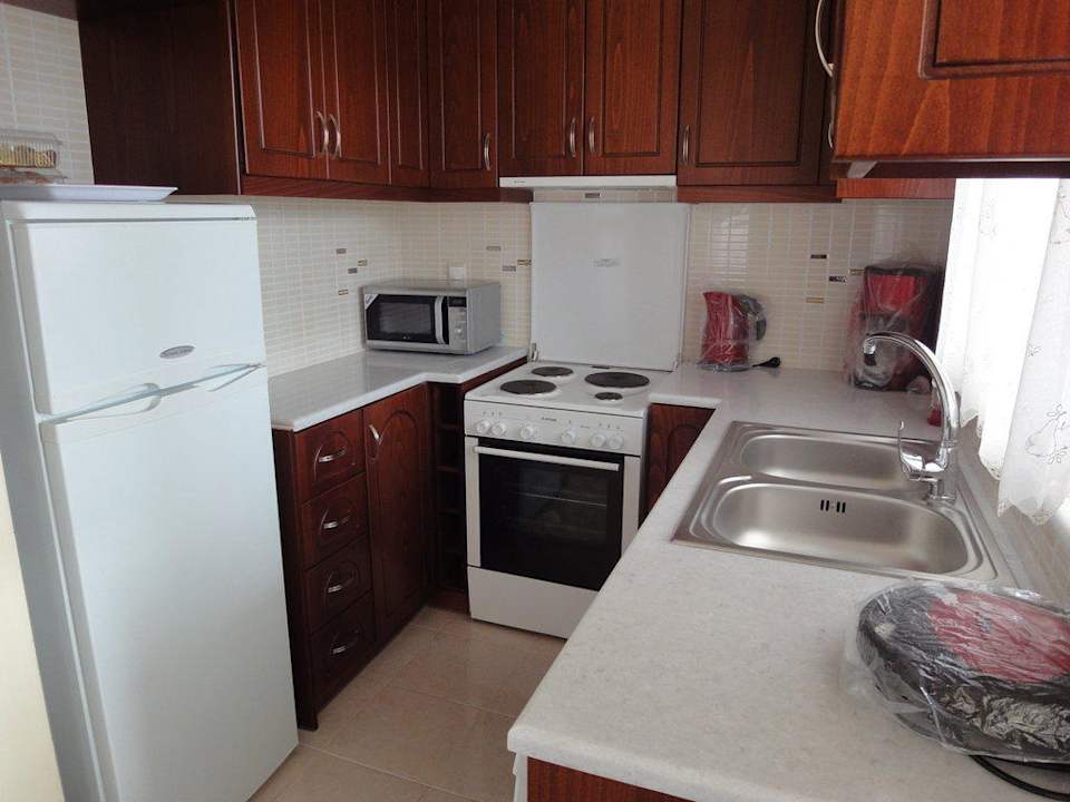 Kitchen Almaia Villas