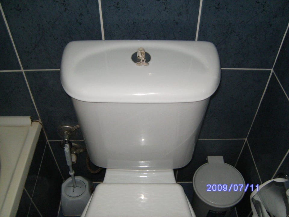 Defekte WC-Spülung Hotel Krystal Beach