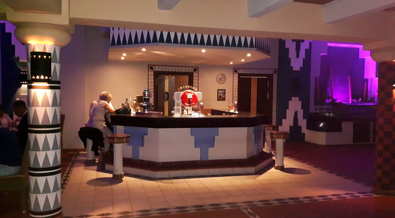 Poolbar im Santa-Monica-Bereich Hotel Riu Touareg