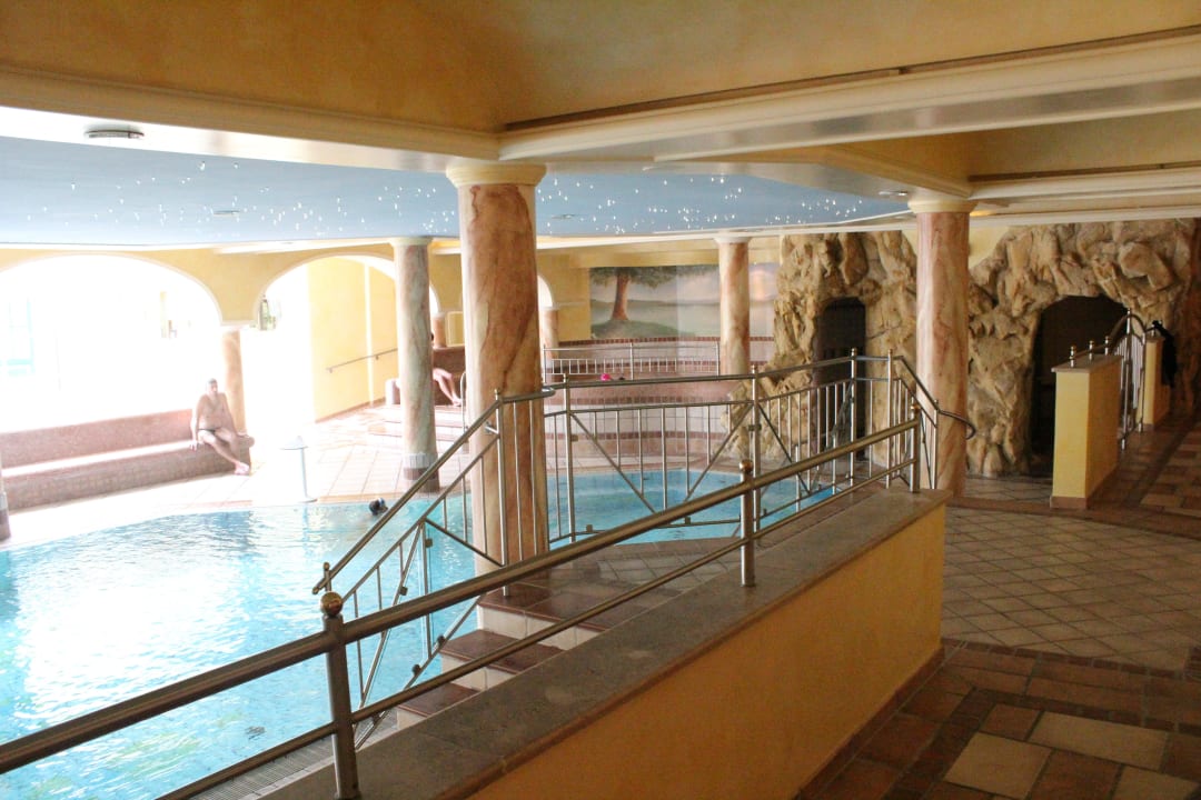 Innenpool Wellnesshotel Eggerwirt
