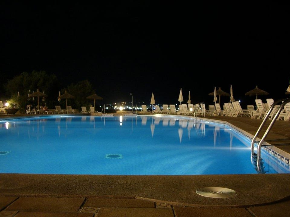 Pool bei Nacht Grupotel Aguait Resort & Spa - Adults only