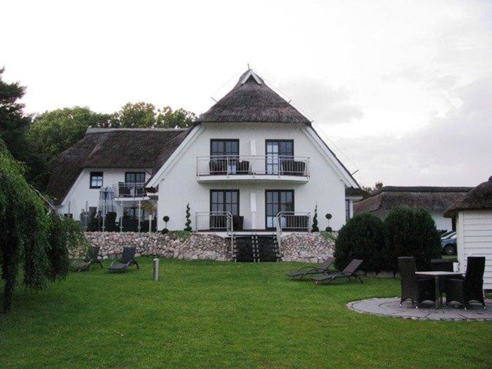 Pension Ari Seeseite mit Garten Pension Ari