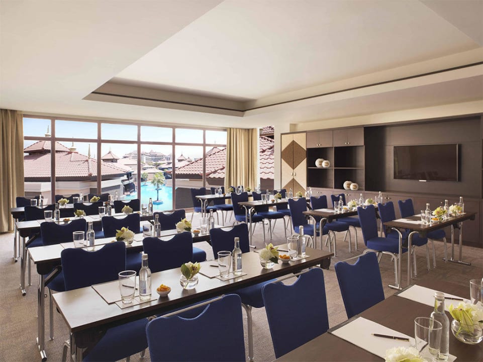Meeting Room 2 Anantara The Palm Dubai Resort