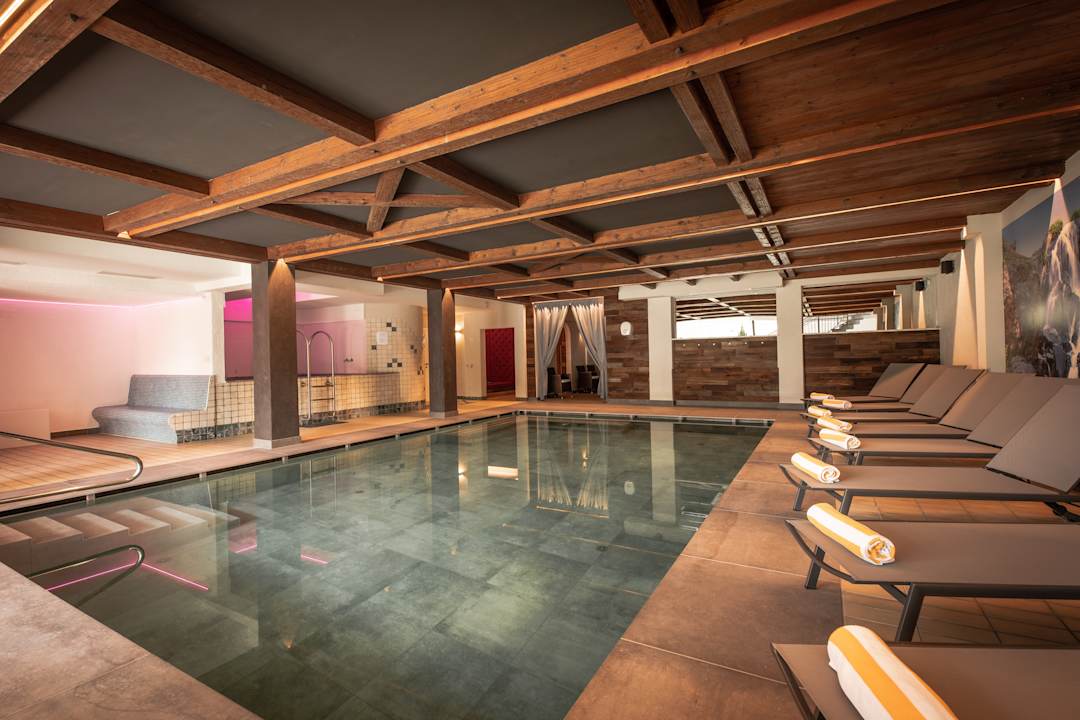 Pool Hotel Gissbach