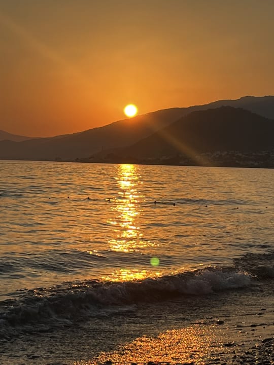 Strand Beykonagi Hotel