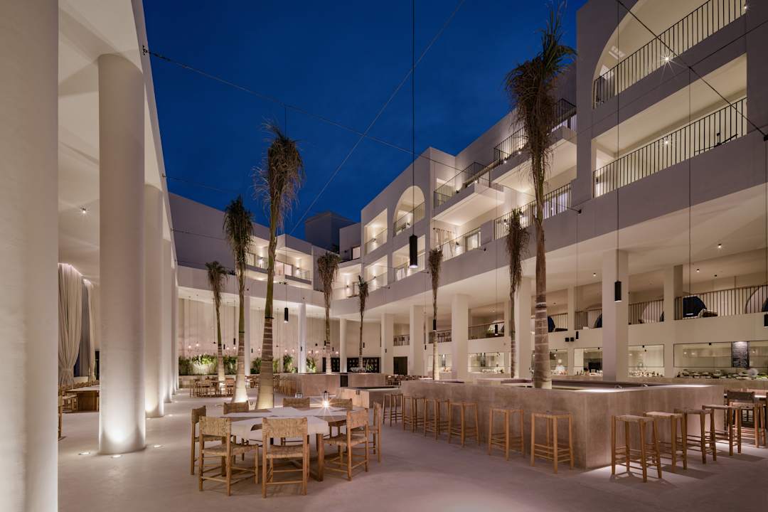 Gastro Serry Beach Resort