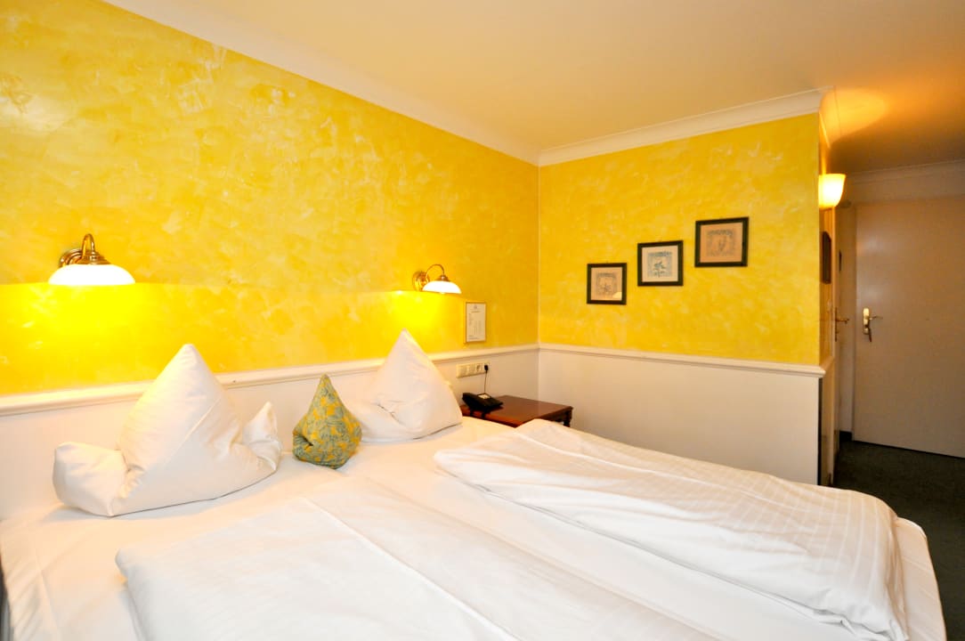 Zimmer Hotel Altmünchen by Blattl