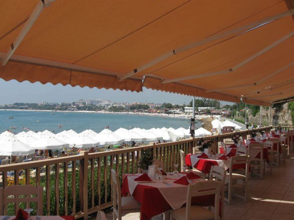 Restaurantterrasse Can Garden Beach