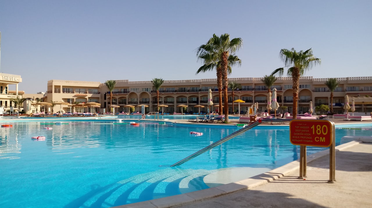 Pool Pickalbatros Royal Moderna Resort-Sharm El Sheikh