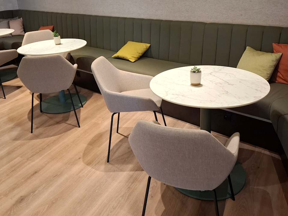 Lobby Park Inn by Radisson Krakow Hotel