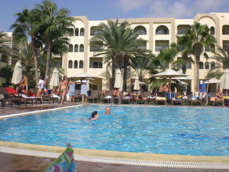 Pool Hotel Paradis Palace