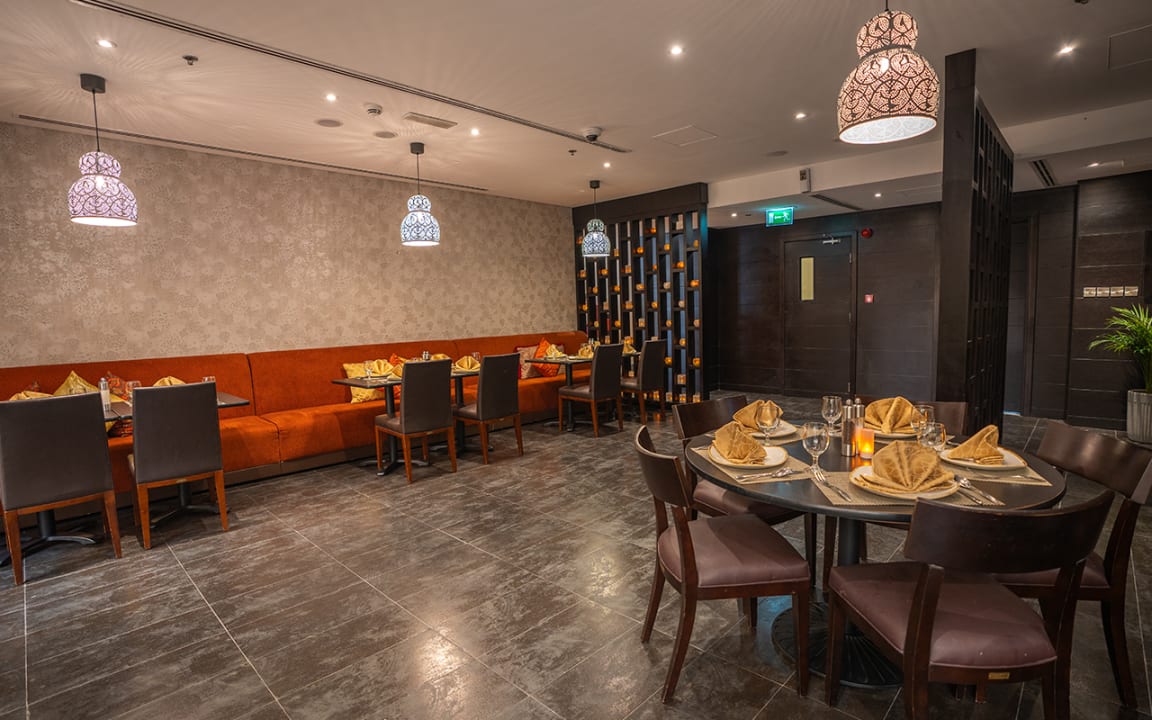 Gastro Ramada Hotel and Suites by Wyndham Dubai JBR