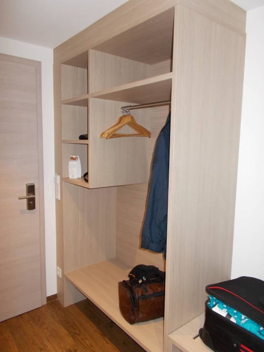 Der Kleiderschrank ! Hotel Gasthof Heckl