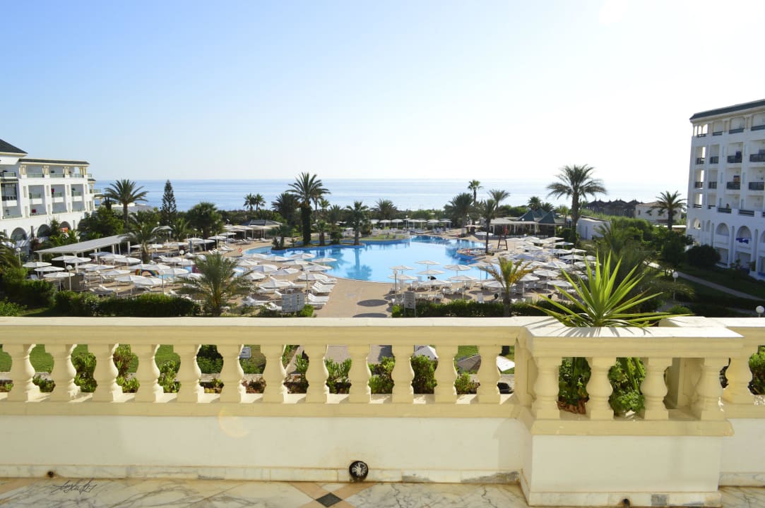 Pool-Anlage-Meer Hotel El Mouradi Palm Marina