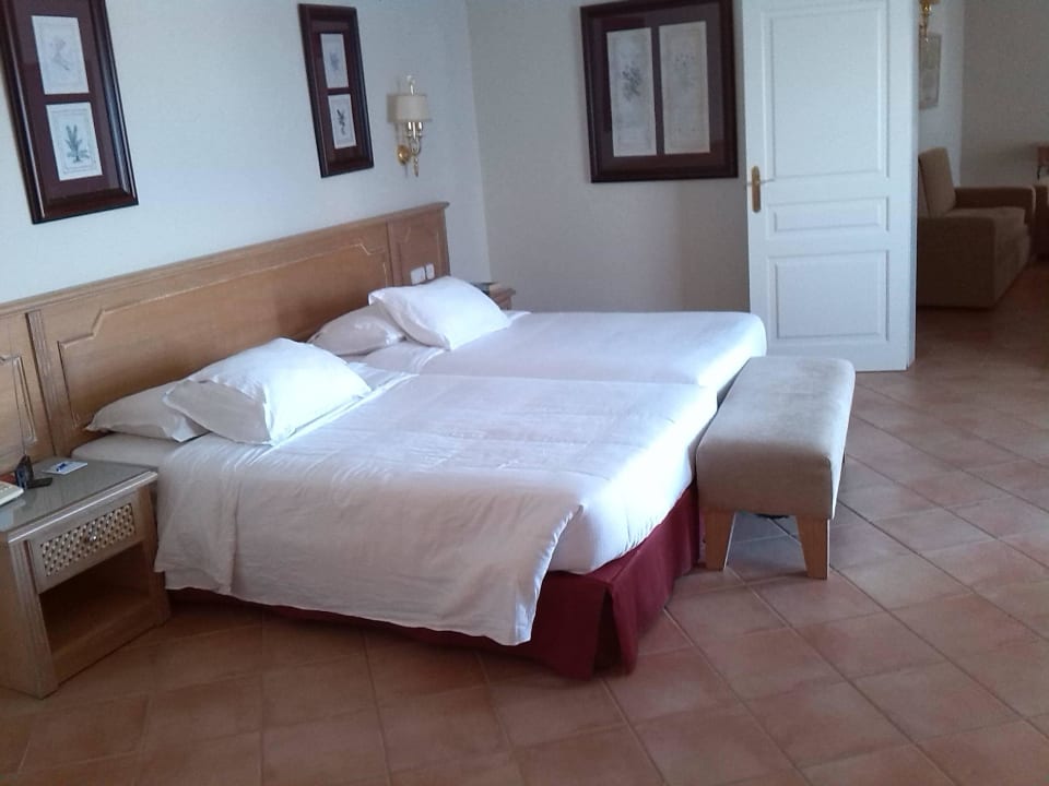 Super breite Betten  H10 Playa Esmeralda - Adults only