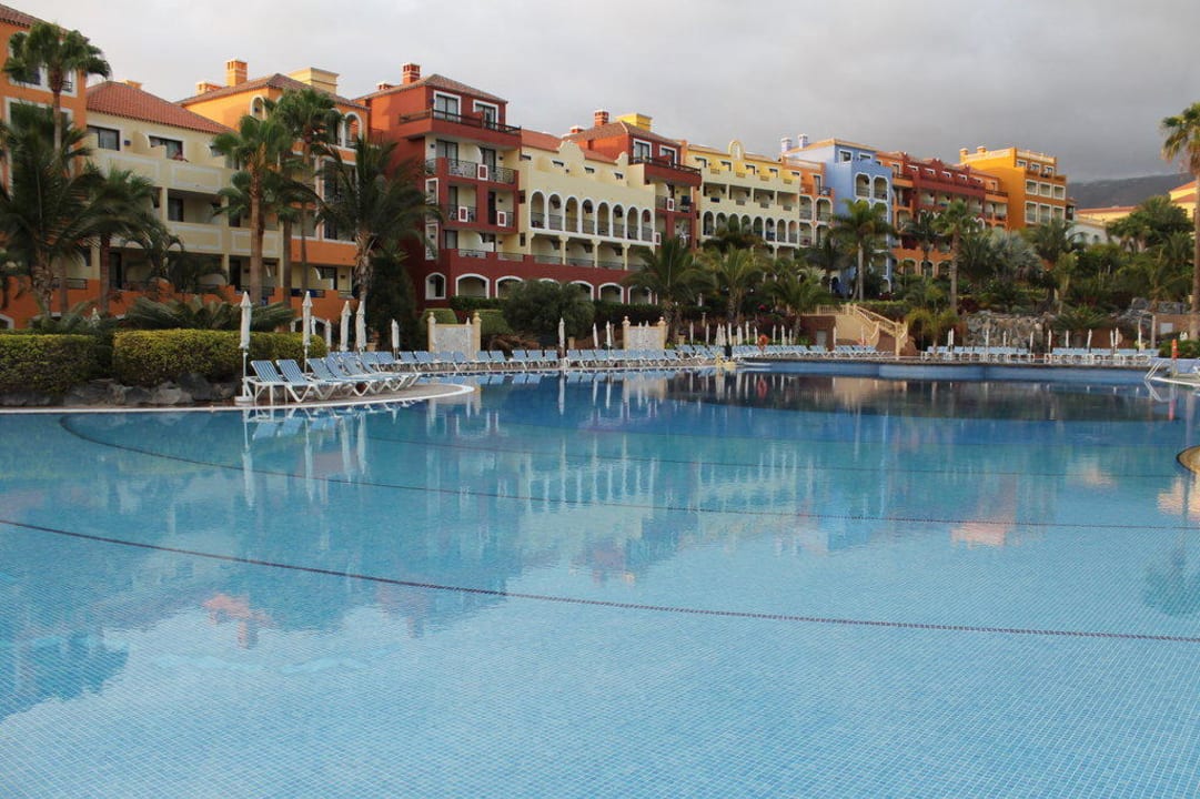Pool am Abend Bahia Principe Sunlight Costa Adeje