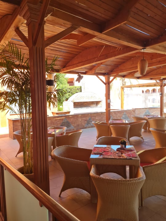 Gastro Three Corners Happy Life Beach Resort