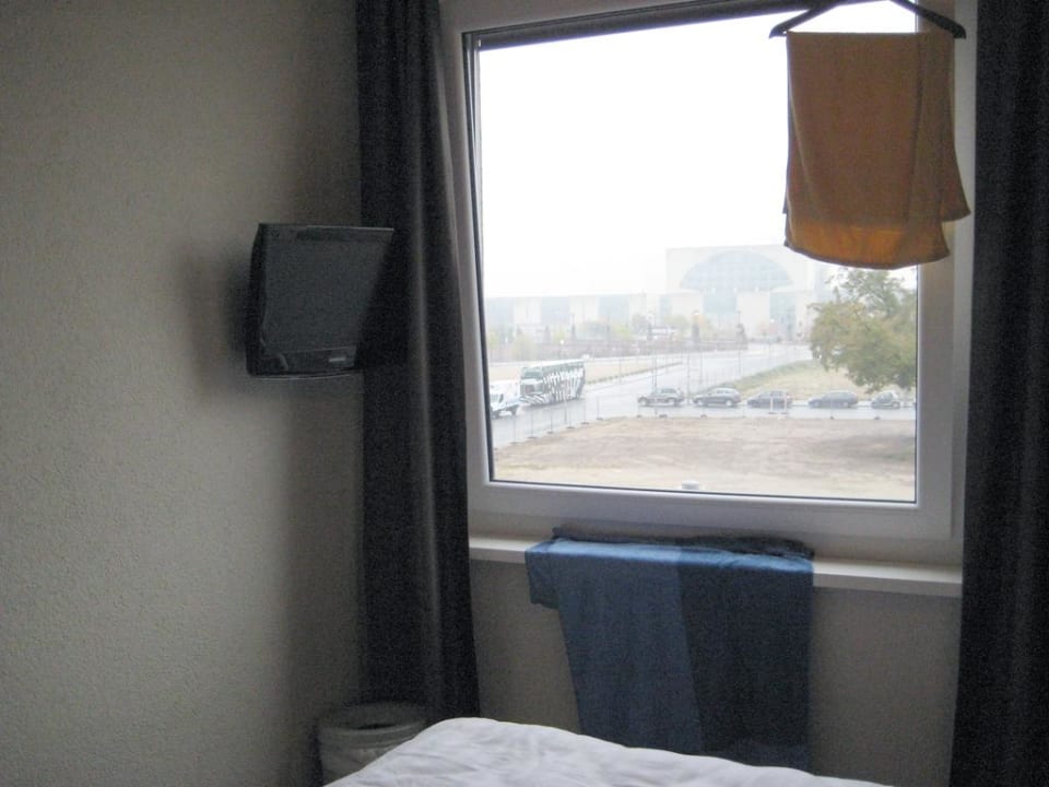 Fenster MEININGER Hotel Berlin Hauptbahnhof