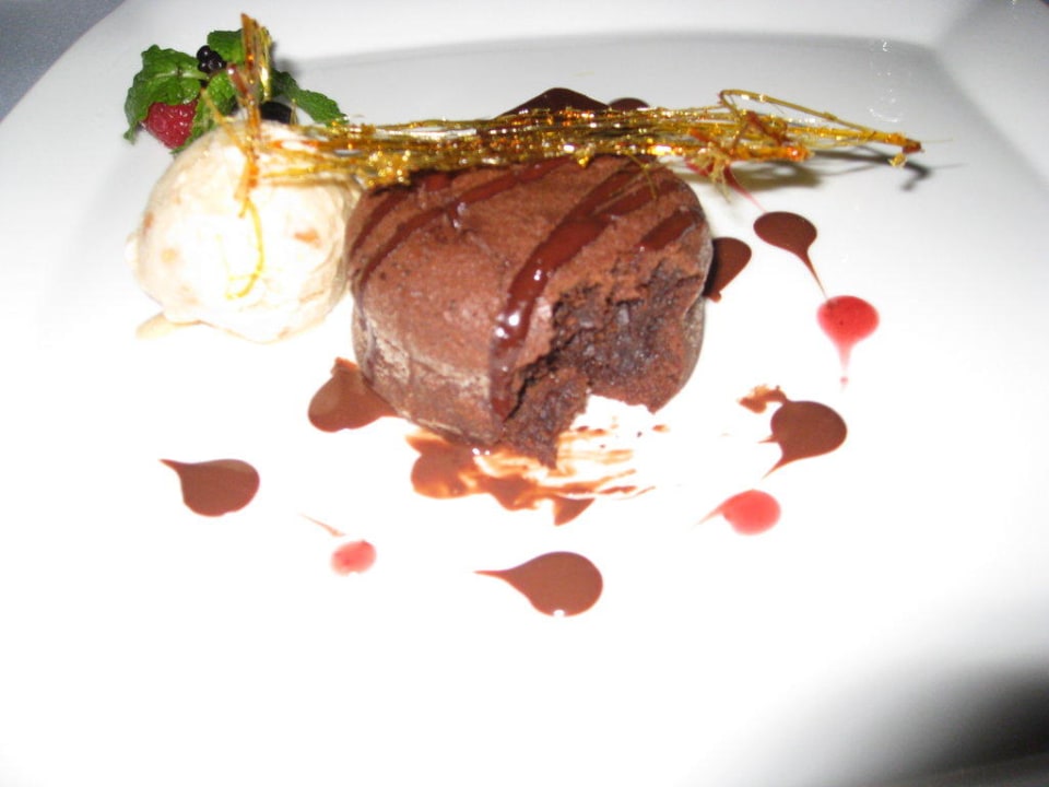 Nachtisch! Al Maha, A Luxury Collection Desert Resort & Spa