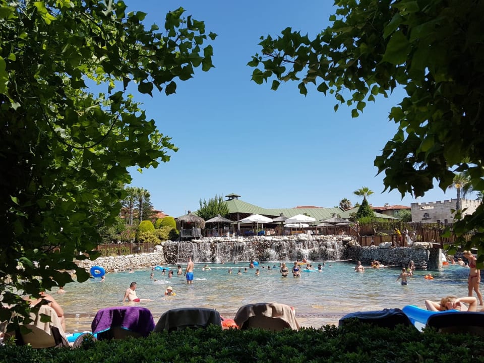 Pool Club Grand Side