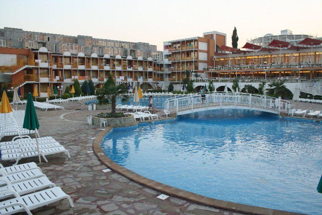 Poolansicht Nessebar Beach Hotel