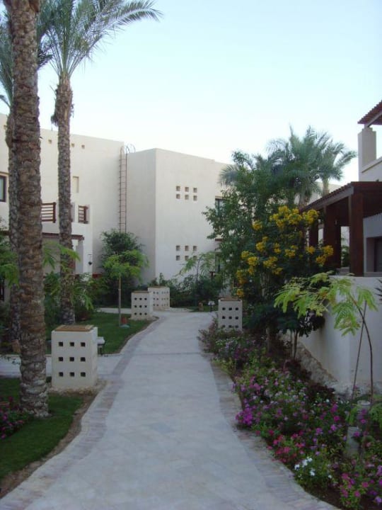 Weg zu den Bungalows The Grand Hotel Sharm El Sheikh
