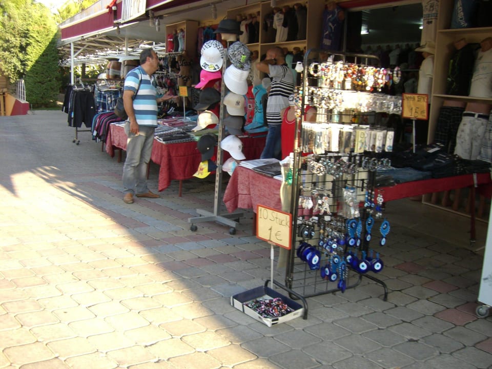 Kleiner Geschäfte auf der Hotelanlage (gute Preise) Hotel Orfeus Park