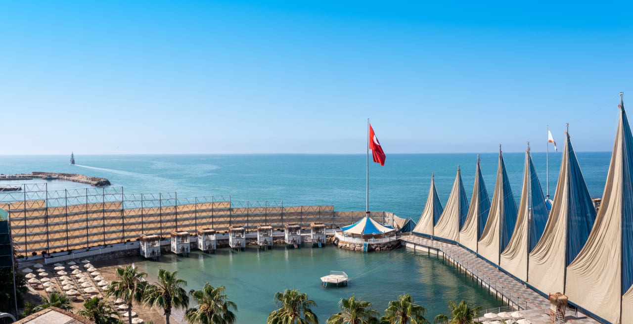 Ausblick Adin Resort Hotel