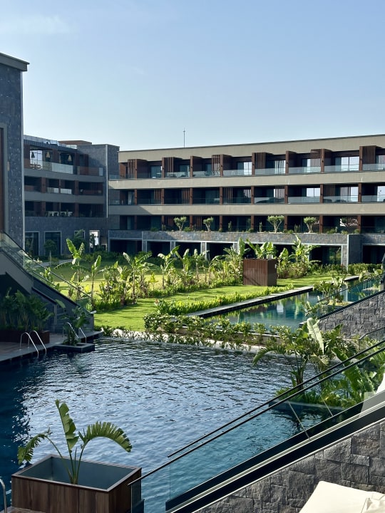 Pool Jacaranda Luxury Resort