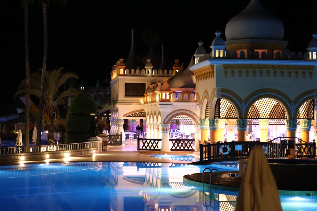 Außenansicht Kamelya Aishen Club