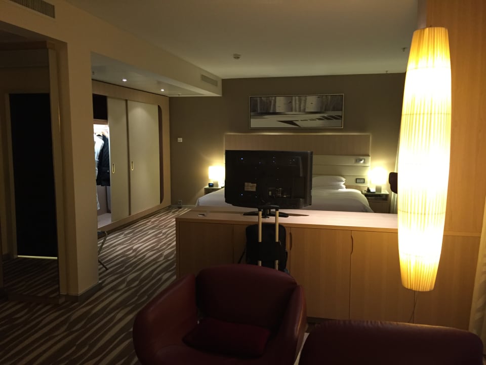 Zimmer Hilton Frankfurt Airport