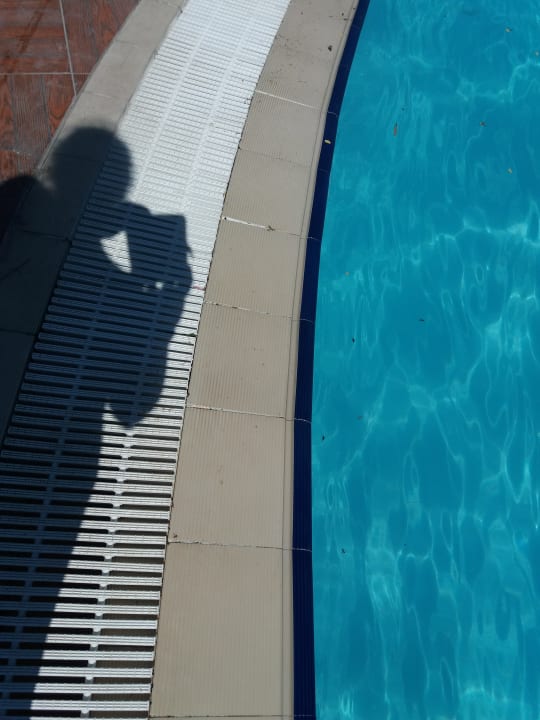 Pool Club Resort Atlantis