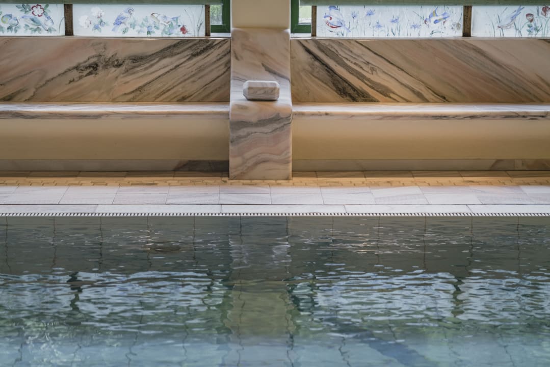 Pool Neuhaus Zillertal Resort