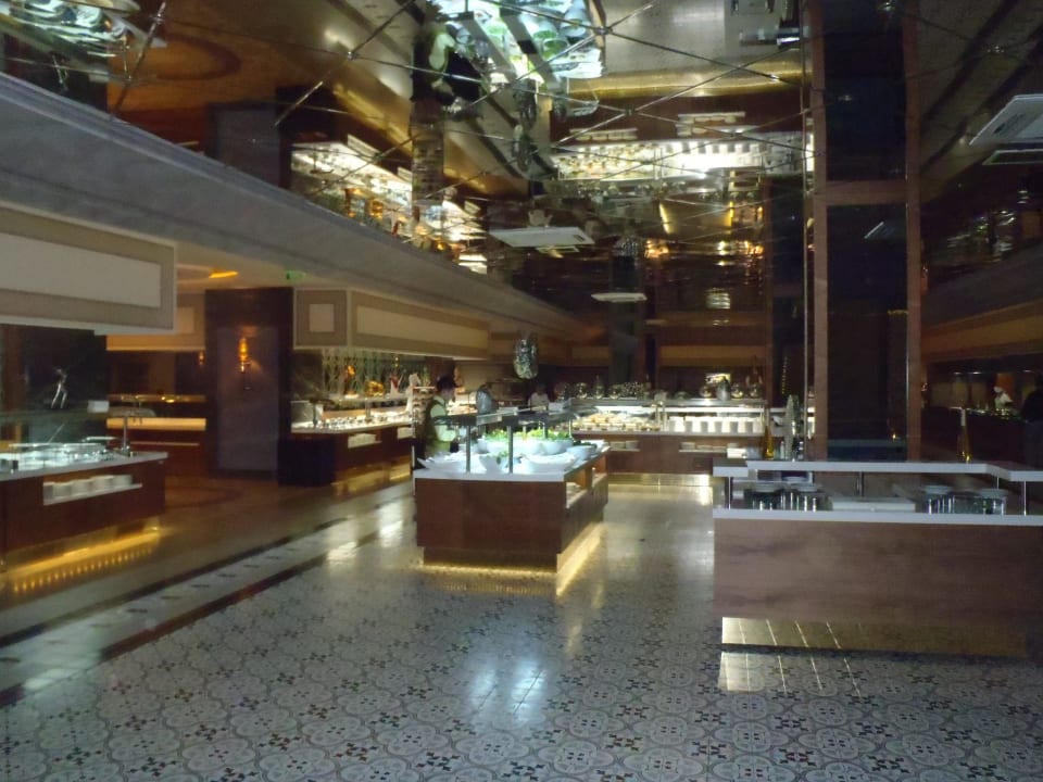 Main Restaurant. Royal Holiday Palace