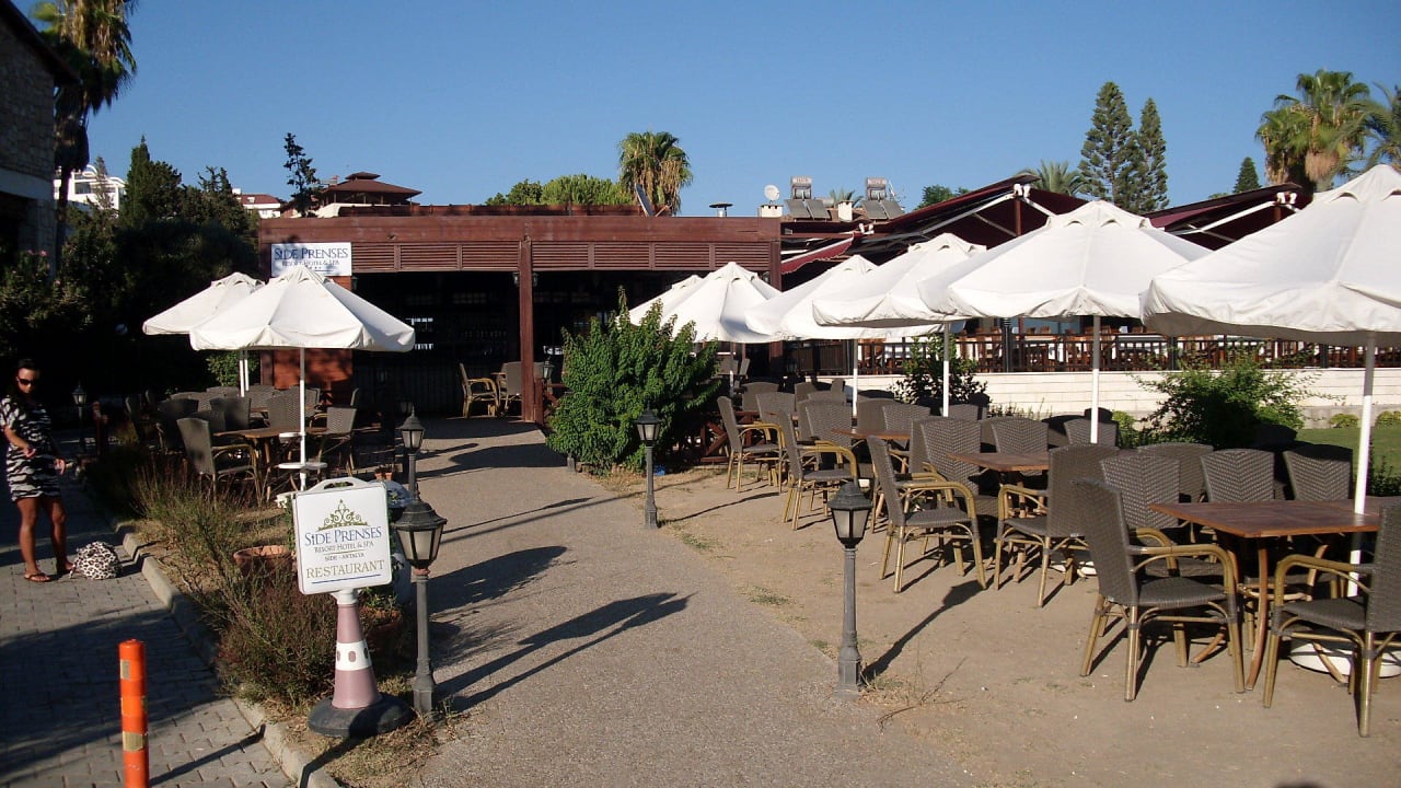 Strandbar klein und ungemütlich Side Prenses Resort & Spa