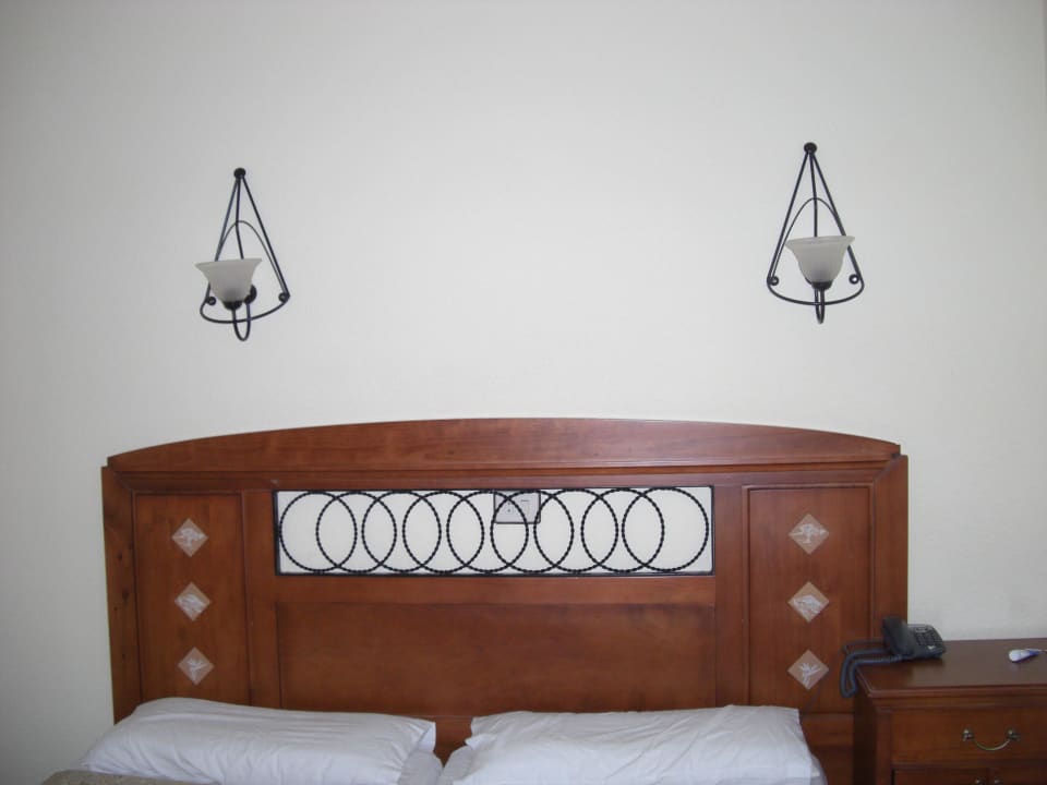 Bett Los Olivos Beach Resort