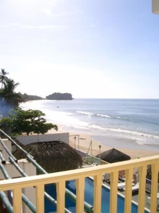 Blick von der Terrasse auf den Strand Hotel La Pionera