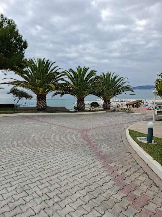 Außenansicht Alexandra Elegance Bridging Generations