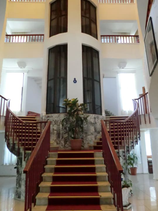 Treppe mit Aufzug Hotel Malhun
