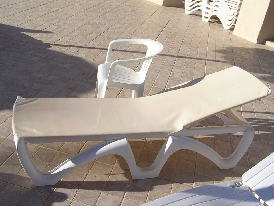 Tolle, bequeme Liegen Zita Beach Resort