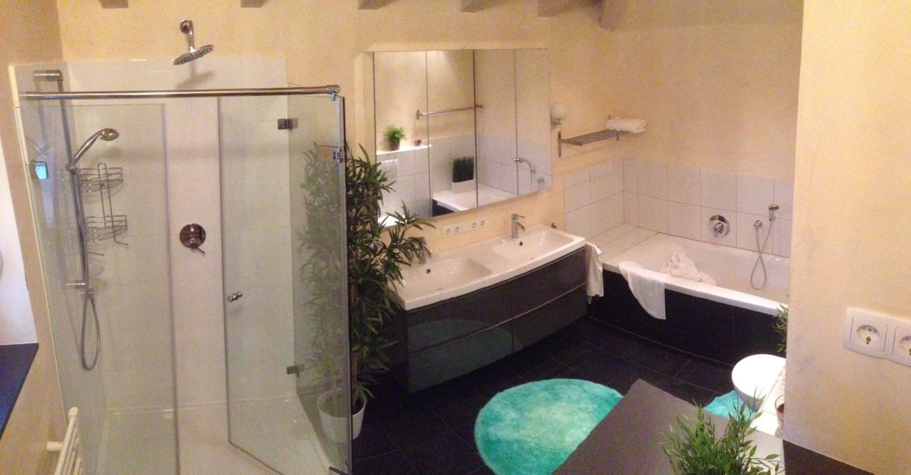 Bad im Apartment AA Alpenlandhaus Menardi