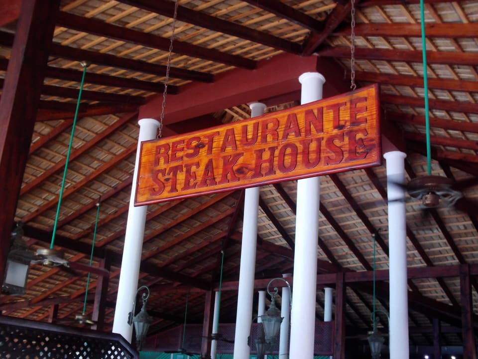 Steakhouse Merengue Playabachata Hotel