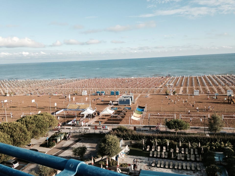 Blick vom 6. Geschoß Bibione Palace