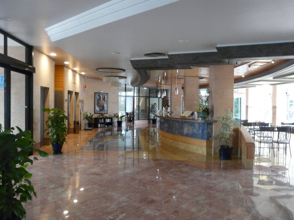 Die Reception Hotel-Apartamentos Blau Parc