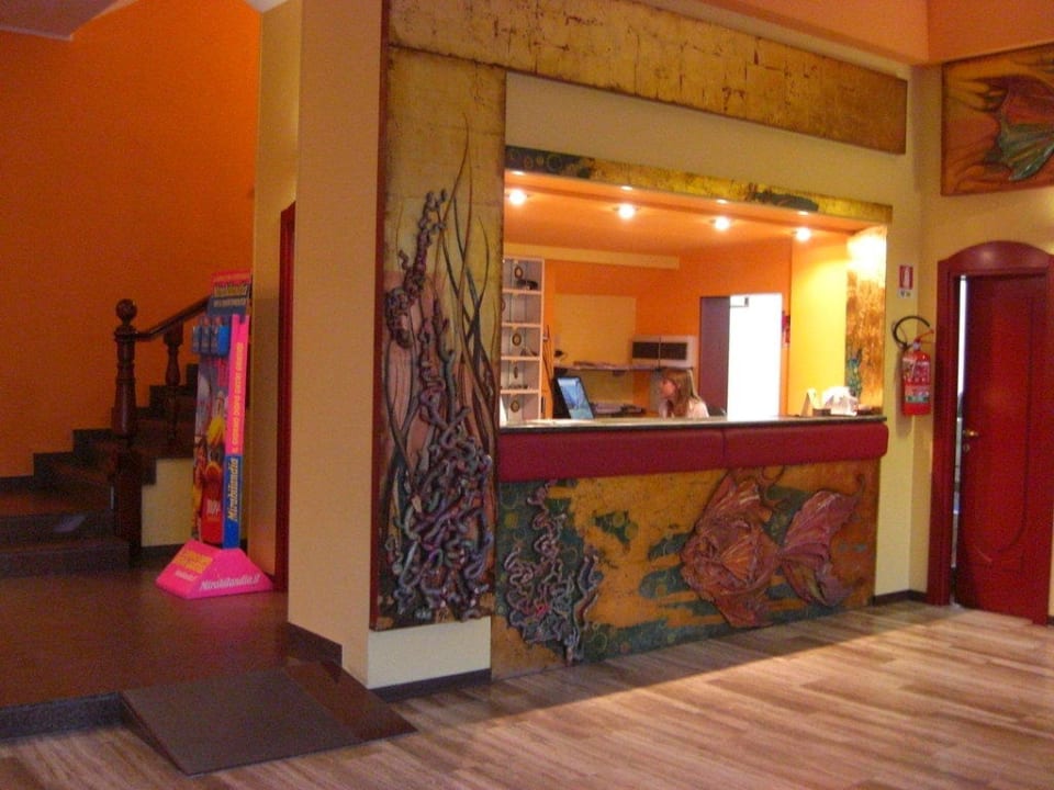 Rezeption Hotel Corona