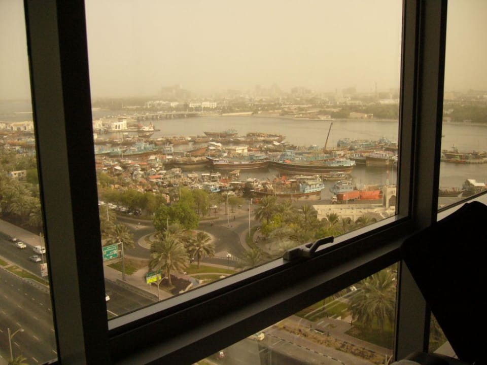 Hilton Dubai Creek Golden Sands Hotel Creek