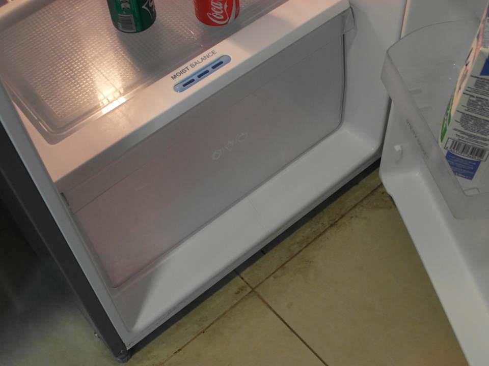 Unter dem Kühlschrank Two Seasons Hotel & Apartments