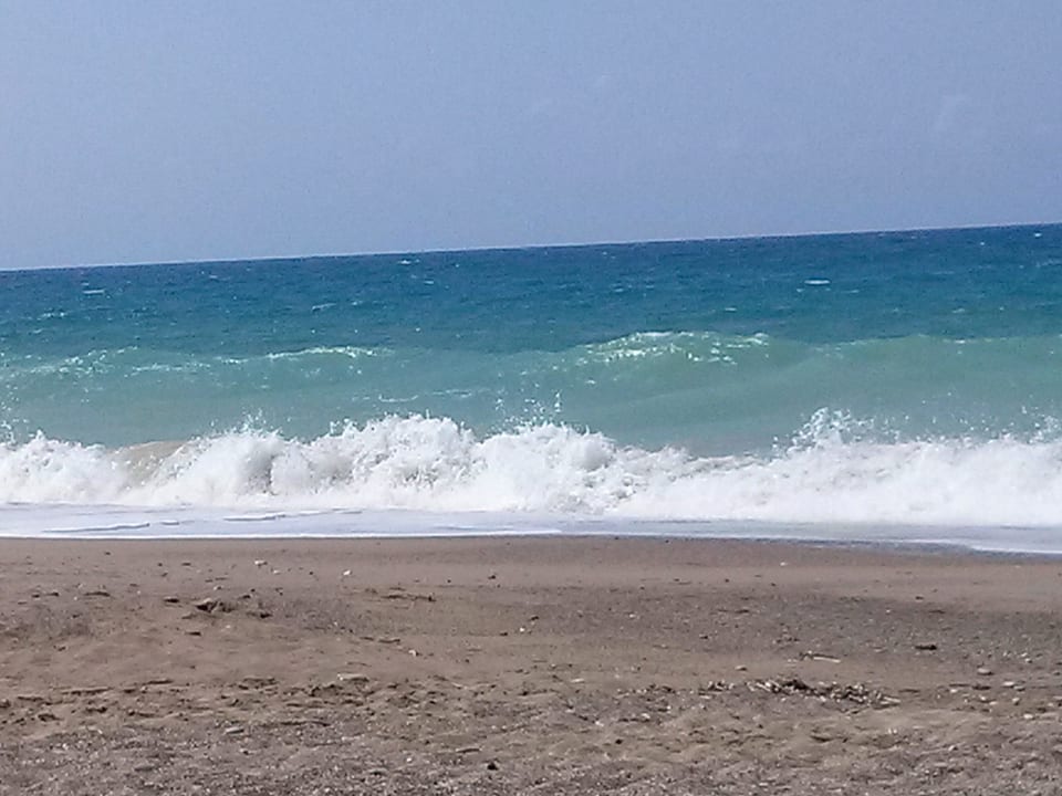 Das Mittelmeer von seiner temperamentvollen Seite As Queen Beach