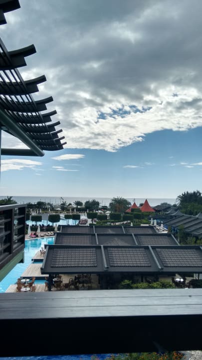 Ausblick aus dem 8. Stock, Sonne am Nachmittag Limak Lara Deluxe Hotel & Resort